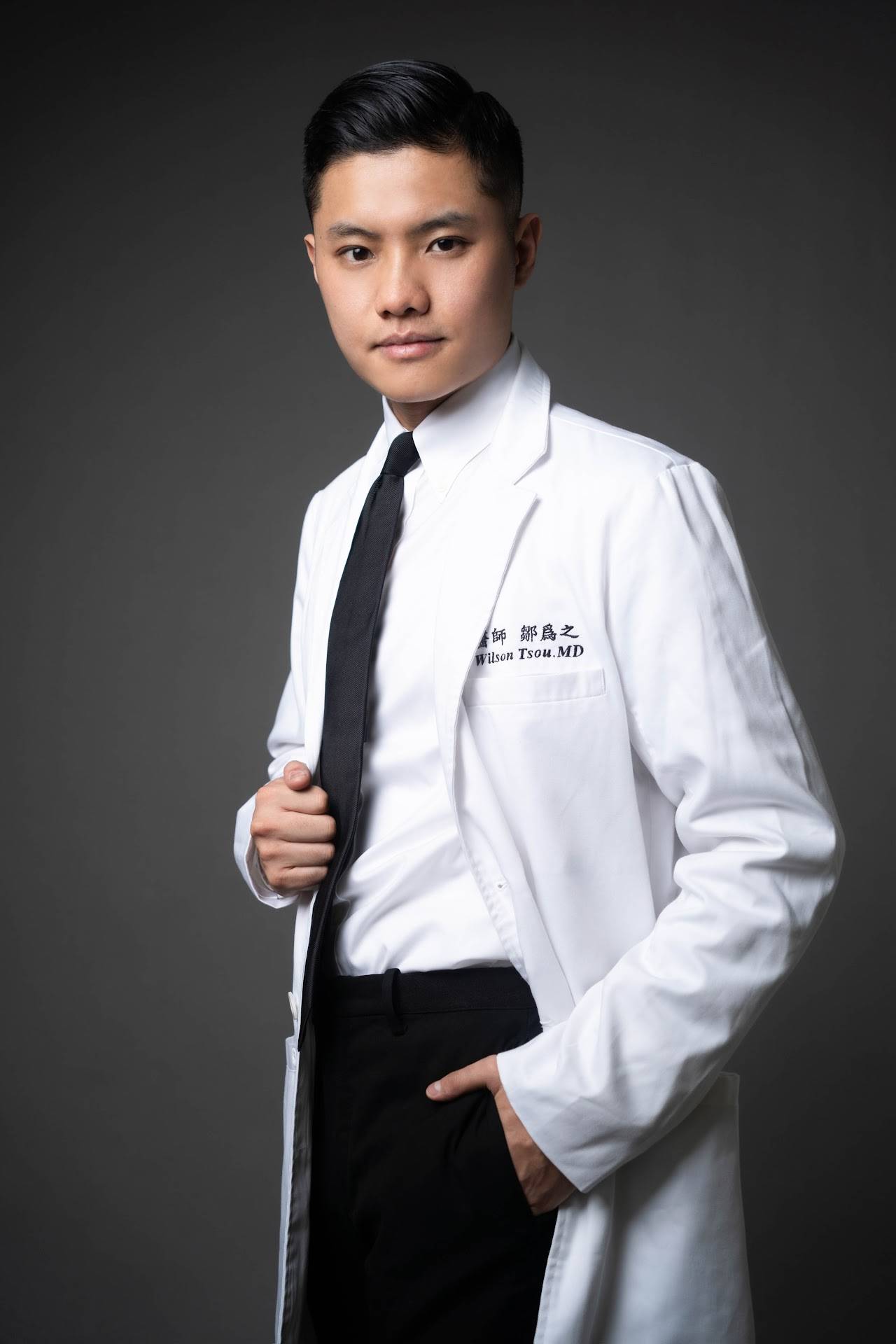 醫師袍照範例 3